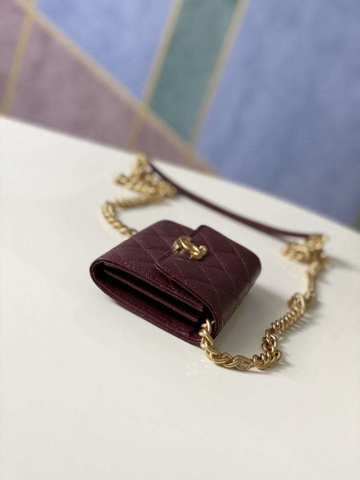 Handbag Chanel 81156 size 12 9 2.5 cm