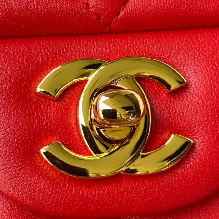 Handbag Chanel size 17 cm