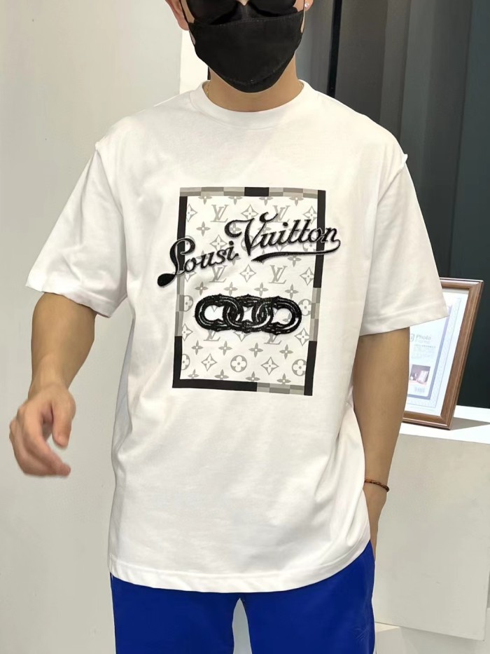 Clothes Louis Vuitton 79