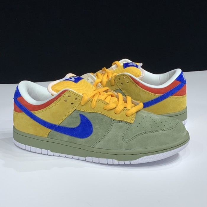 Nike SB Dunk Low Puff N Stuff
