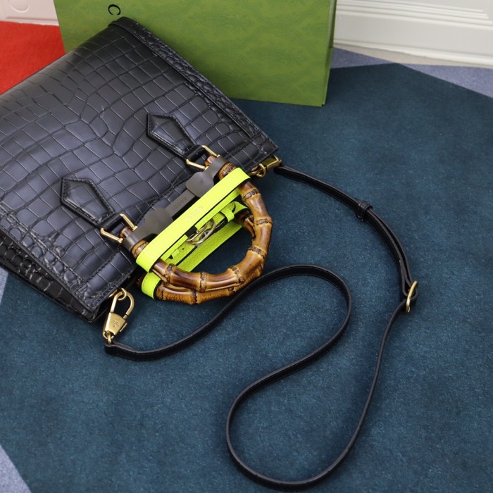 Handbag Gucci 660195 size 27*24*11 cm