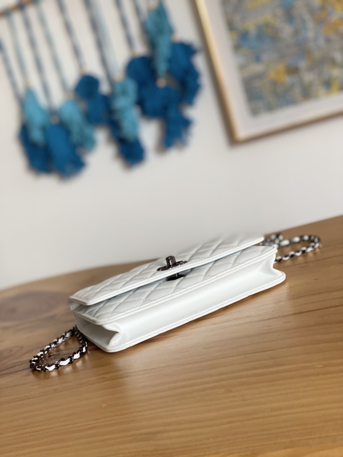 Handbag Chanel 88632 size 19 cm