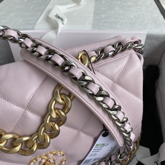 Handbag Chanel size 30 cm