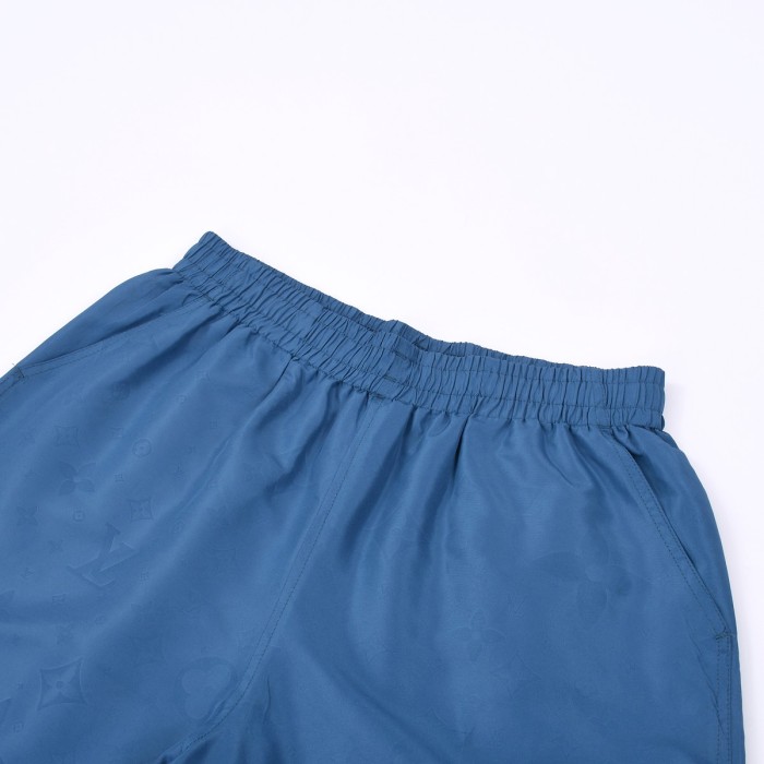 Clothes Louis Vuitton 145