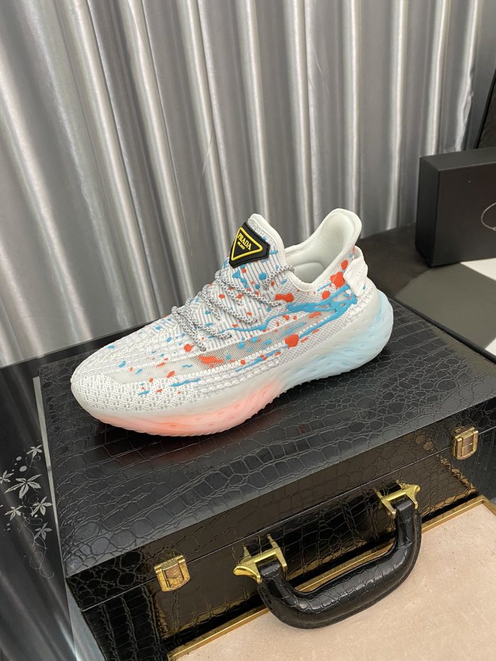 Prada Low Top sneaker 16