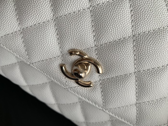 Handbag Chanel 93925 size 24 cm