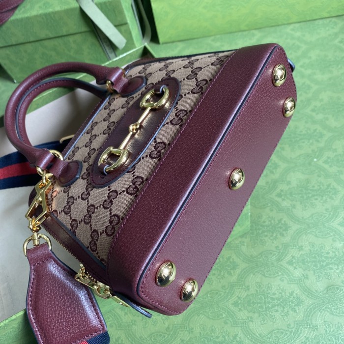 Handbag Gucci 677212 size 20*19.5*7.5 cm