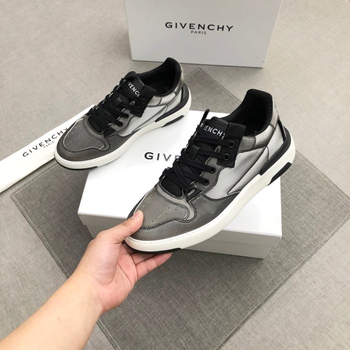 Givenchy Wing Sneakers 4