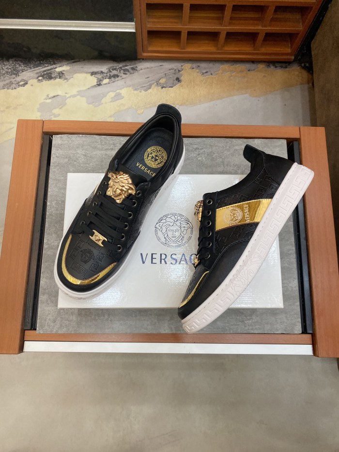 Versace Greca Sneaker 11