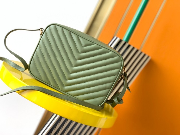 Handbags SAINT LAURENT 520534 size 23x16x6 cm