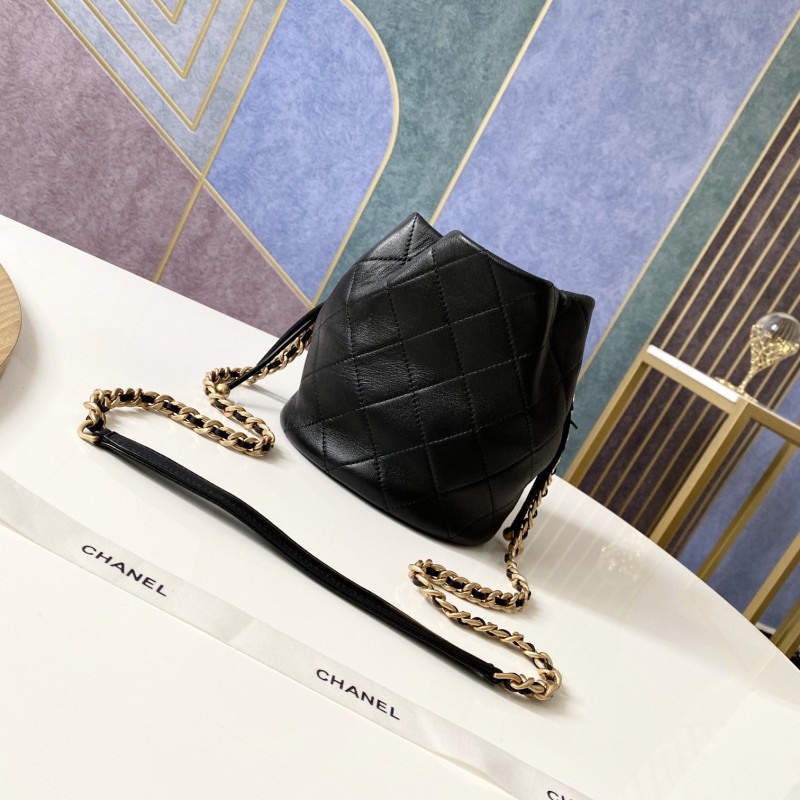 Handbag Chanel AS2390 size 16 19 13 cm