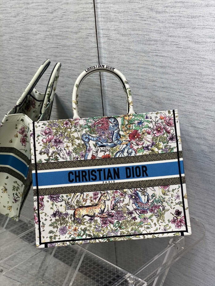 Handbag Dior size 42*18*35 cm