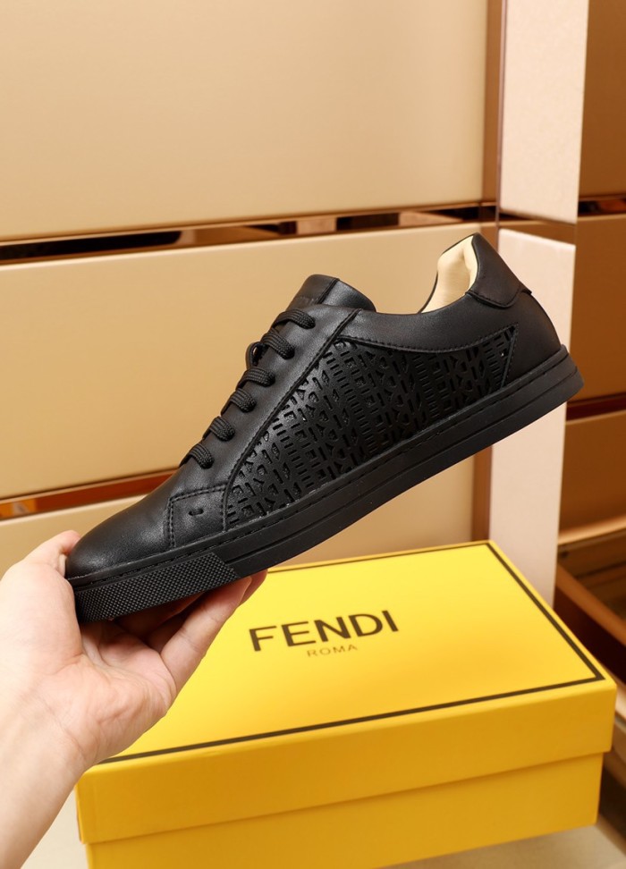 Fendi Low Top Sneakers 11