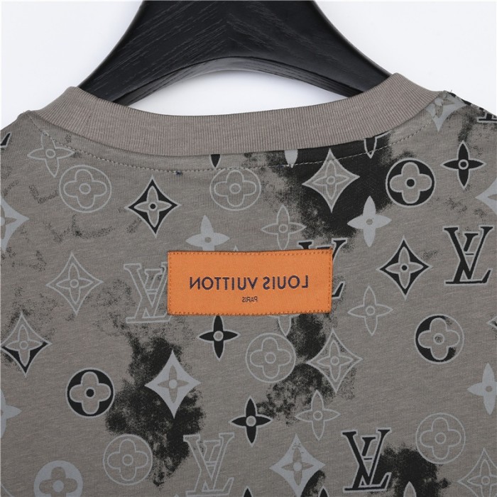 Clothes Louis Vuitton 322