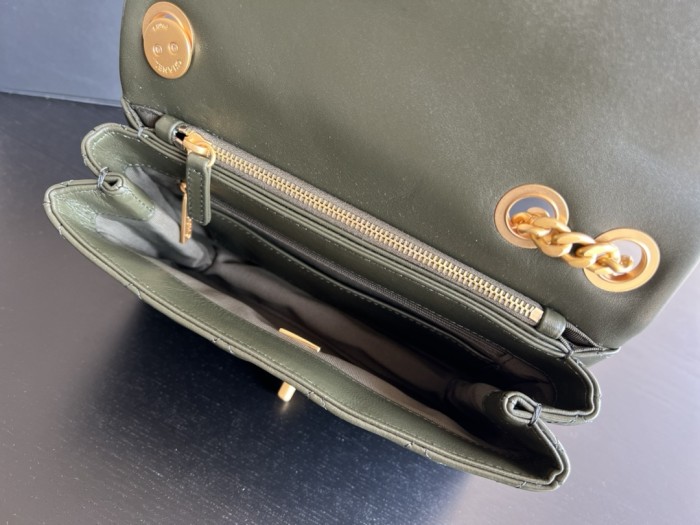 Handbag Chanel 3393 size 16cmx25cm10 cm