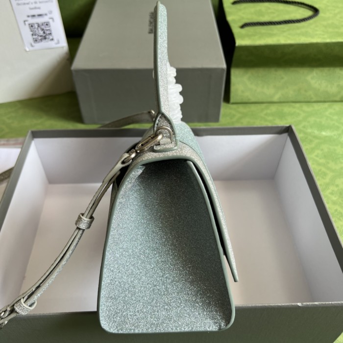 Handbag Gucci 593546 size 23*15*10 cm