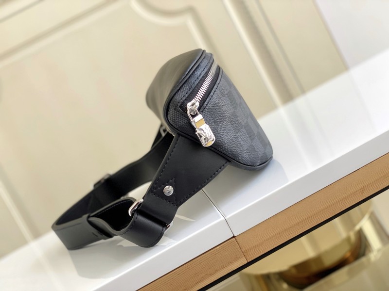 Handbag Louis Vuitton 40362 size 26x13x7 CM