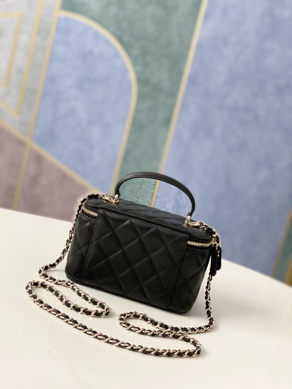 Handbag Dior 81190 size 9.5 17 8 cm
