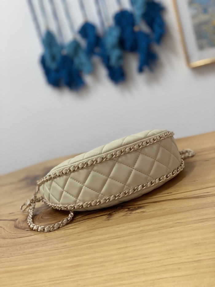 Handbag Chanel AS3917 size 15X20X6 cm