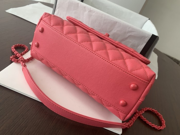 Handbag Chanel size 13cmx19cmx9 cm