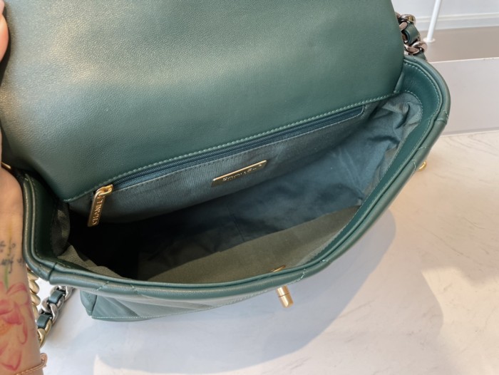 Handbag Chanel AS1161 size 30×20×10 cm