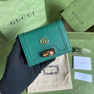 Handbag Gucci 658244 size 11*9*3 cm