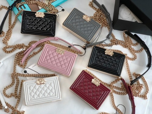 Handbag Chanel size 11*7.5*2.4 cm