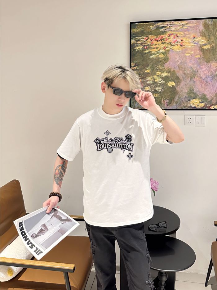 Clothes Louis Vuitton 433