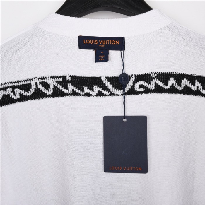 Clothes Louis Vuitton 124