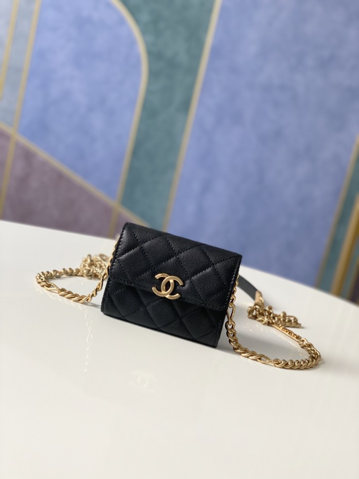 Handbag Chanel 81156 size 12 9 2.5 cm