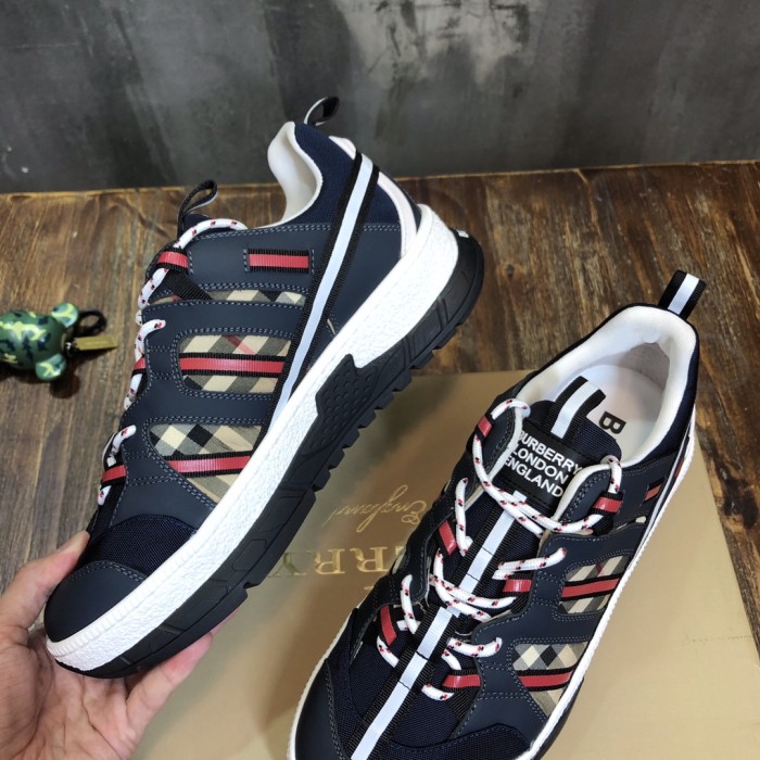 Burberry Arthur Vintage Sneaker 27