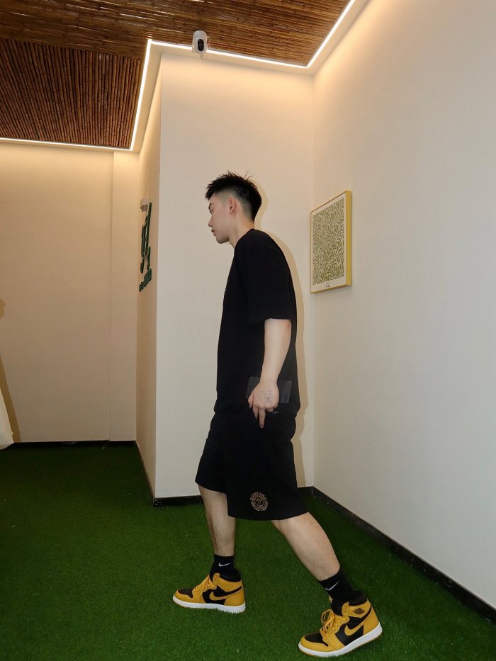 Clothes Balenciaga 211