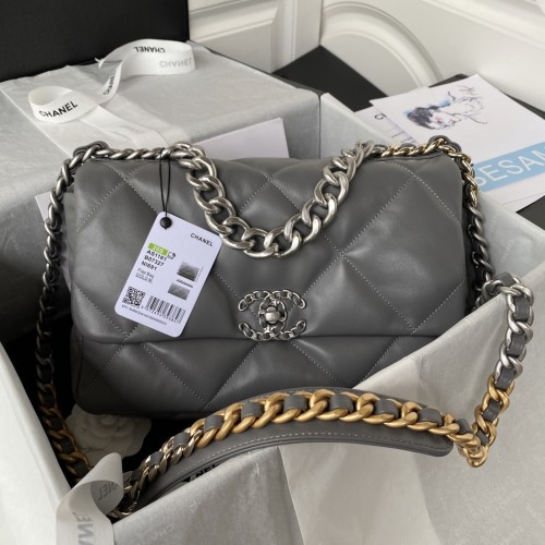 Handbag Chanel size 30 cm