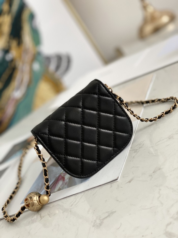 Handbag Chanel 81462 size 9*10.5*2.5 cm