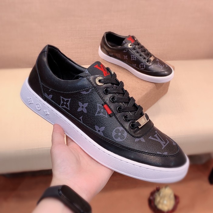 Louis Vuitton Low Top sneaker 85