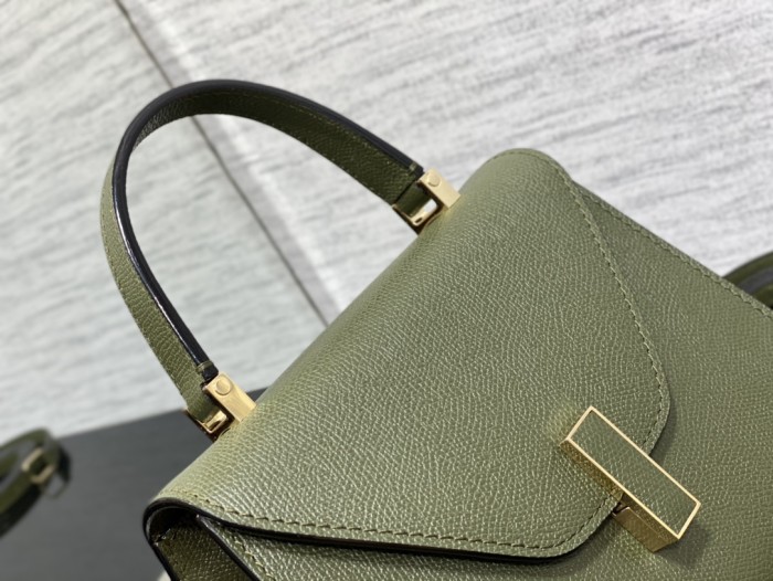 Handbag VALEXTRA size 𝟐𝟐*𝟏𝟔'𝟓*𝟏𝟐 𝐂𝐦