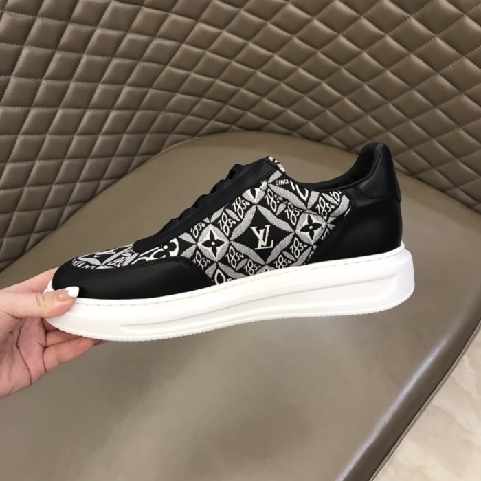 Louis Vuitton Low Top sneaker 1