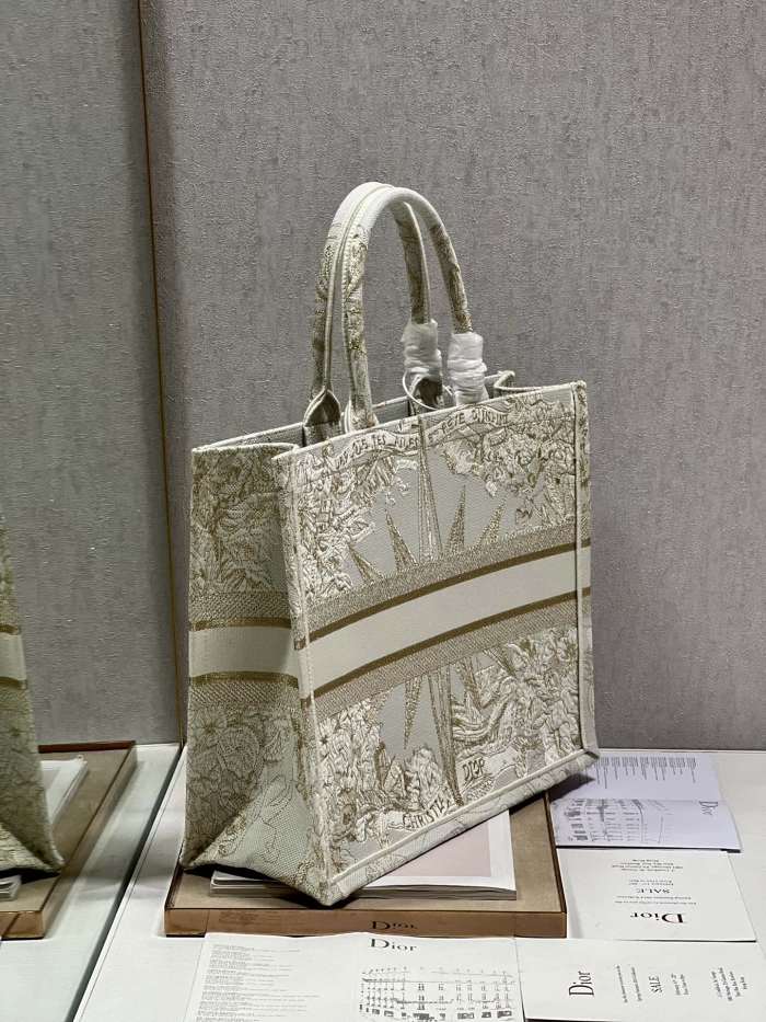 Handbag Dior 1286 size 41*32 cm