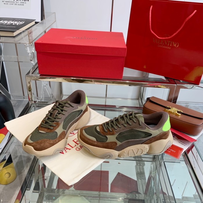 VALENTINO GARAVANI Bubbleback Sneaker 3