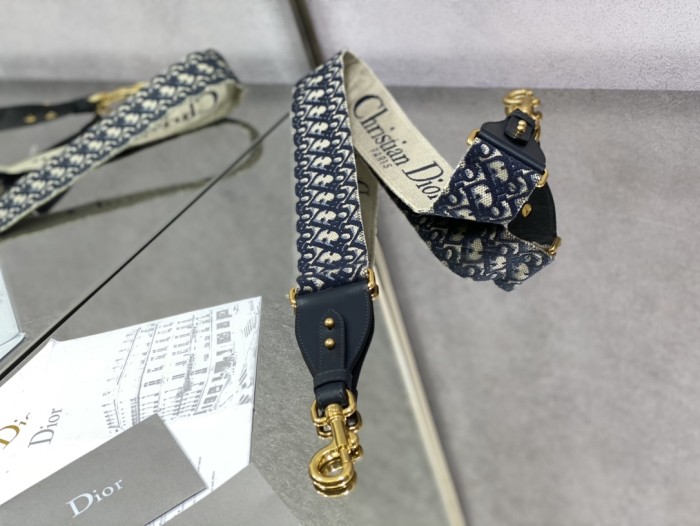 Handbag Dior size 27*18*19.5 cm