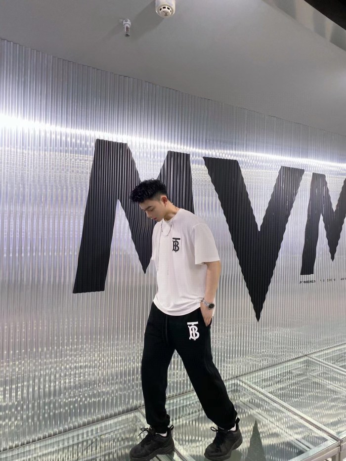 Clothes Burberry 233