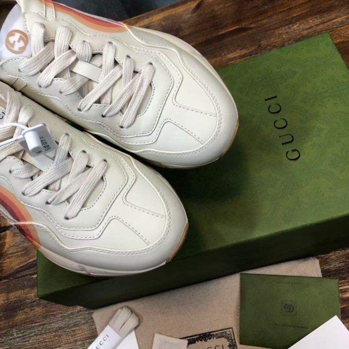Gucci Rhyton sneaker 20