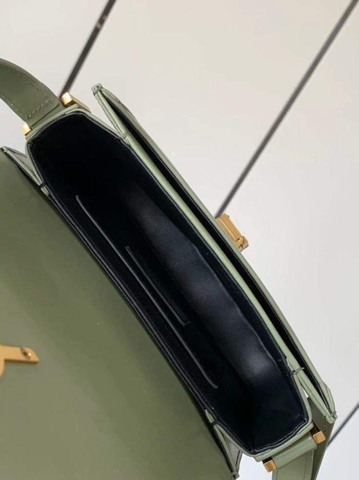 Handbags SAINT LAURENT 634306 size 19x13x5 cm