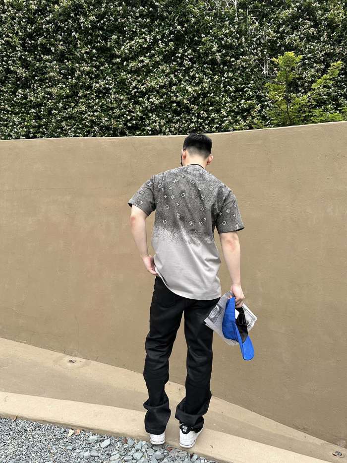 Clothes Louis Vuitton 354