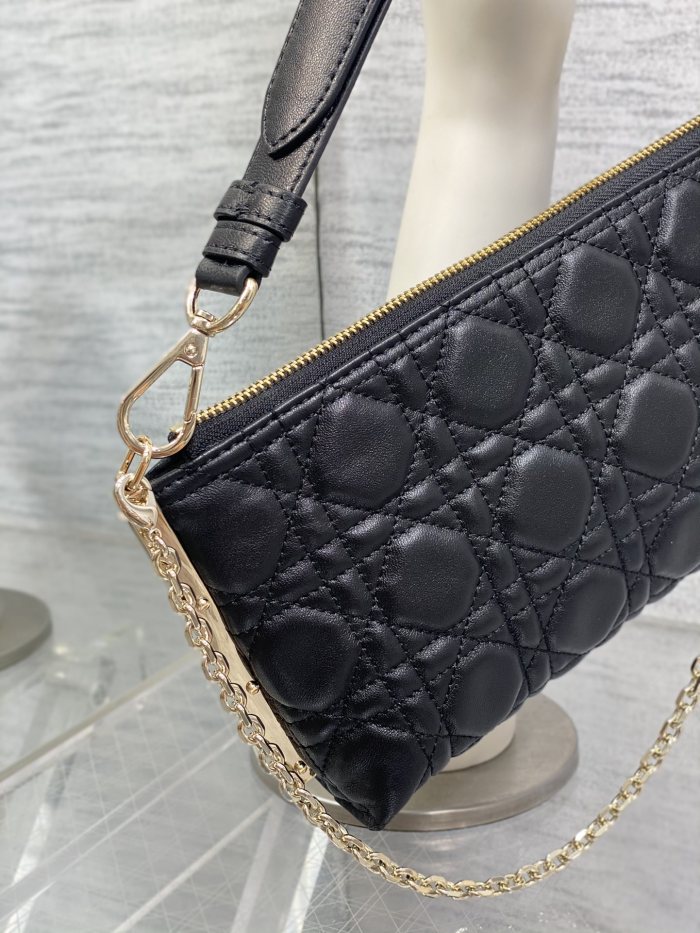 Handbag Dior size 27×12×5 cm