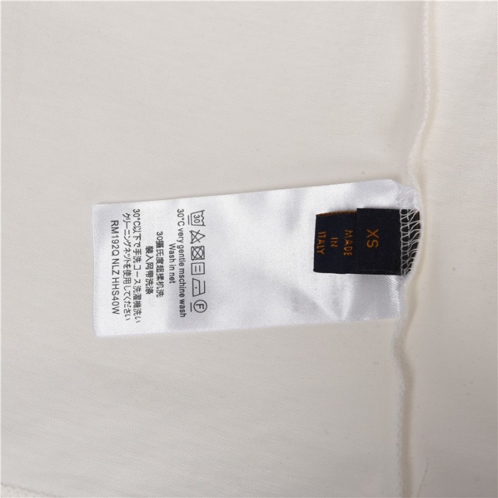 Clothes Louis Vuitton 233