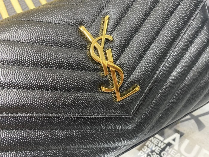 Handbags SAINT LAURENT 377828 size 22.5x14x4 cm