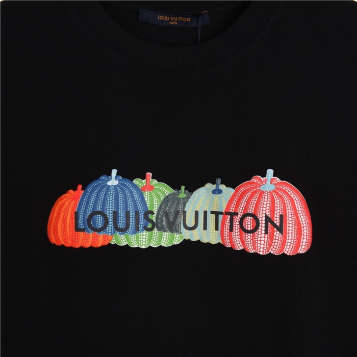 Clothes Louis Vuitton 366