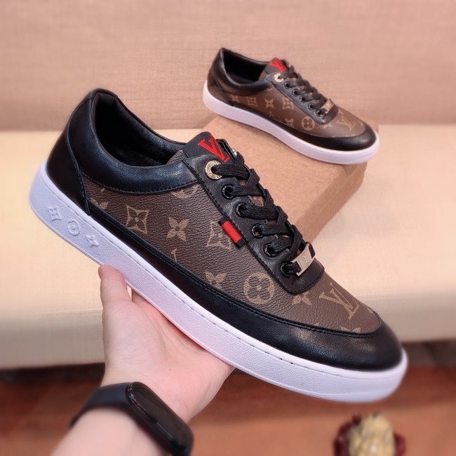 Louis Vuitton Low Top sneaker 86