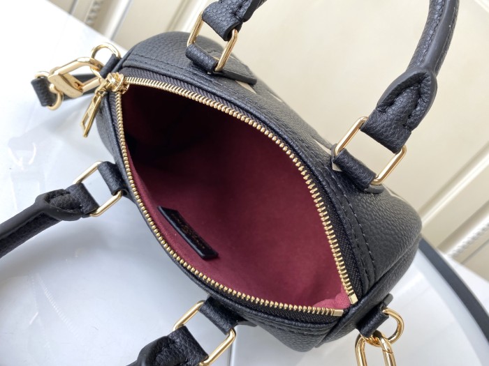 Handbag Louis Vuitton M81456 size 16.0 x 11.0 x 9.0 cm